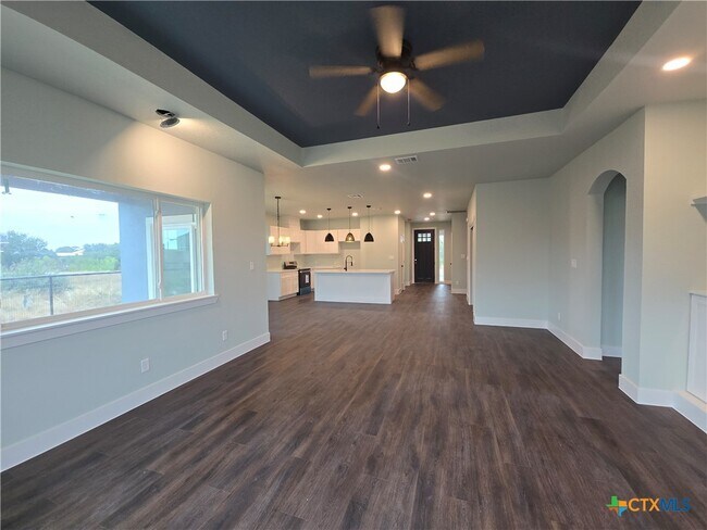 Building Photo - 206 Lewis Todd