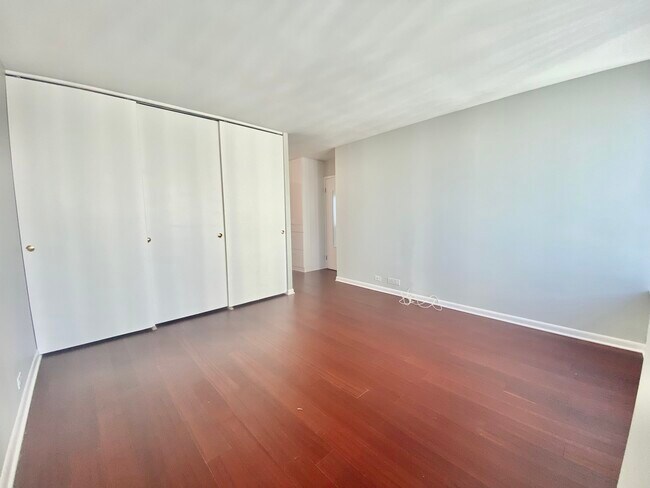 Building Photo - 155 N Harbor Dr