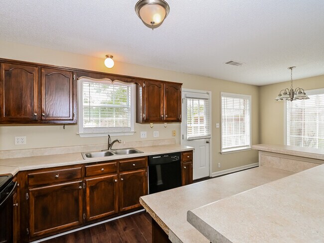 Building Photo - 2815 Fletcher View Dr