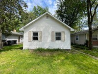 Building Photo - 518 S 28th St