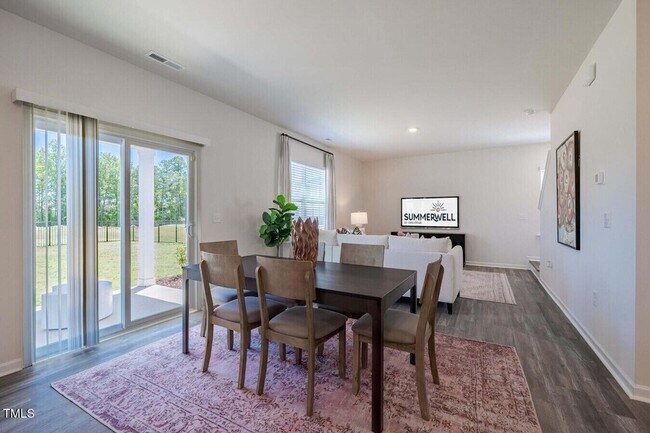Building Photo - 1121 Duet Dr