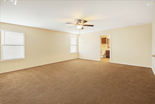 Building Photo - 9838 Twinbear Creek