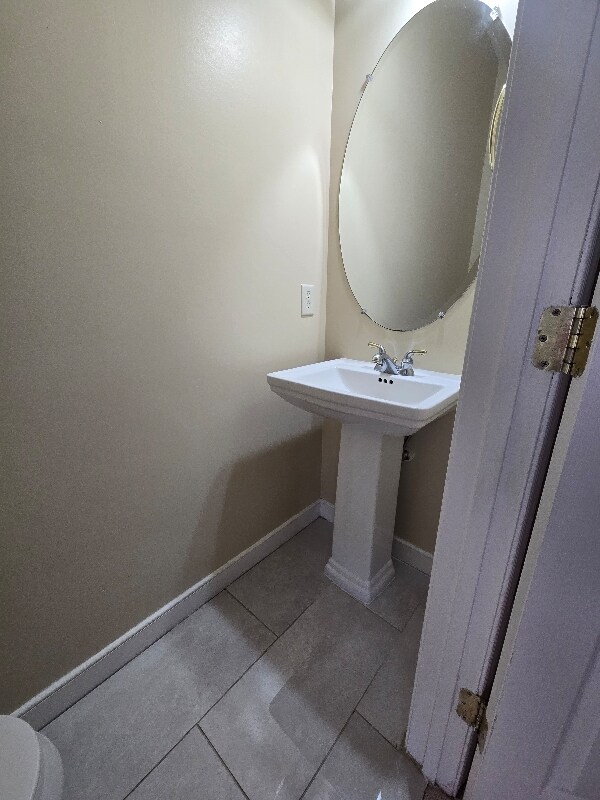 Building Photo - 5653 Cabinwood Ct