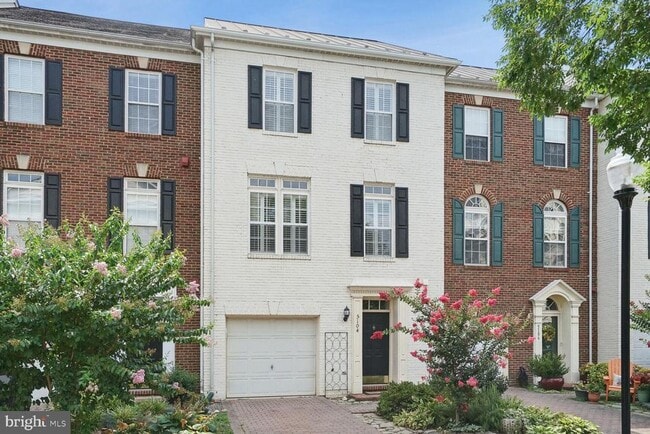 Primary Photo - 5104 Grimm Dr