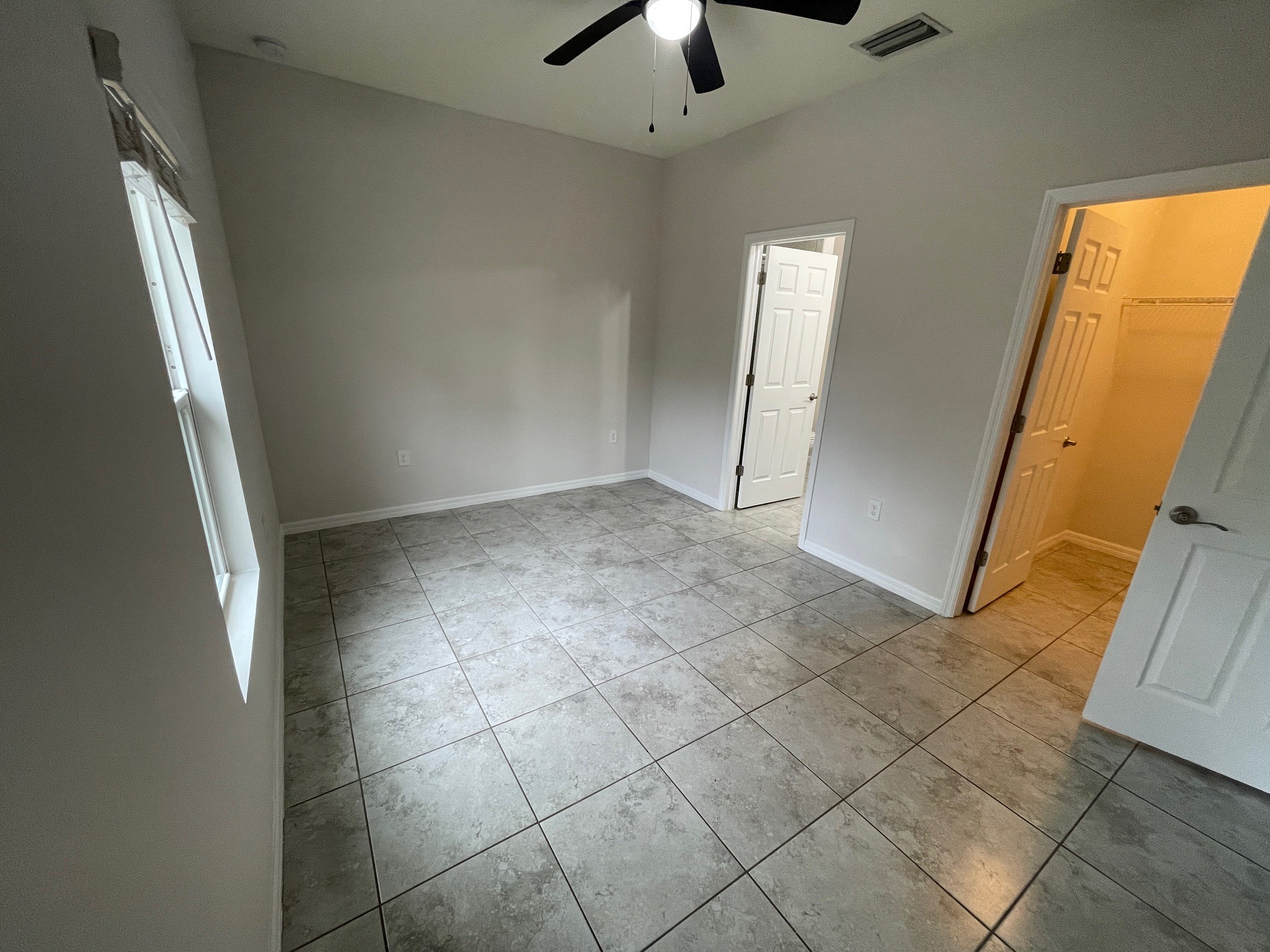 Primary bedroom - 24484 Zephyr Ct