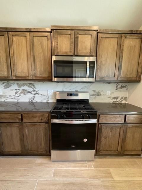 Building Photo - 382 Park Ln