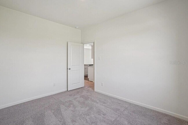 Building Photo - 2006 Hemingway Cir