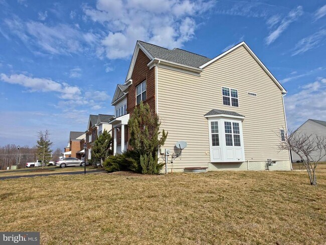 Building Photo - 7108 Sudley Ave