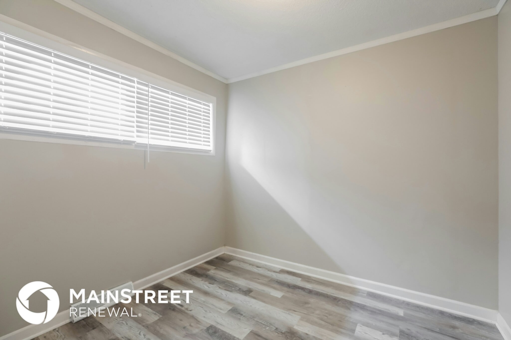 Building Photo - 8304 Longview Rd