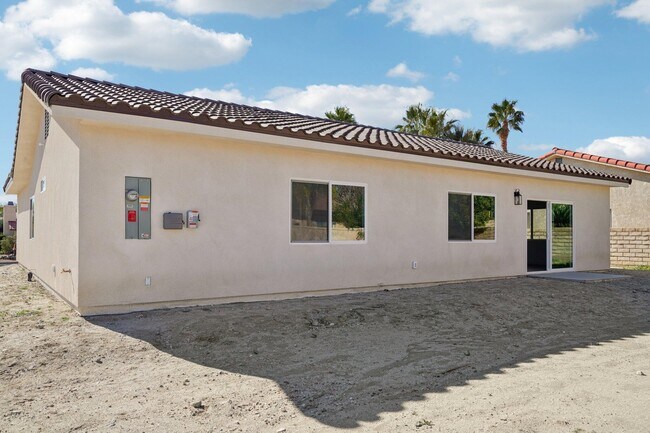 Building Photo - 64382 Spyglass Ave
