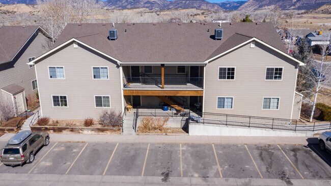 Building Photo - Wind River Apartment for Rent!