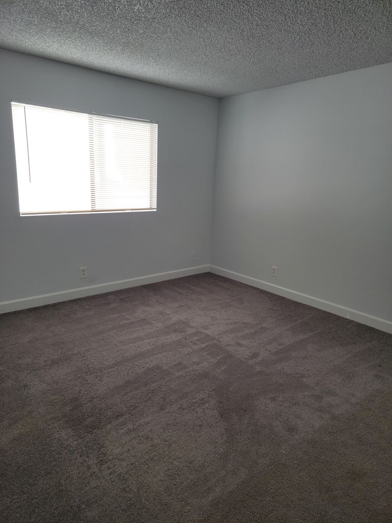 Second bedroom - 3751 S Canfield Ave