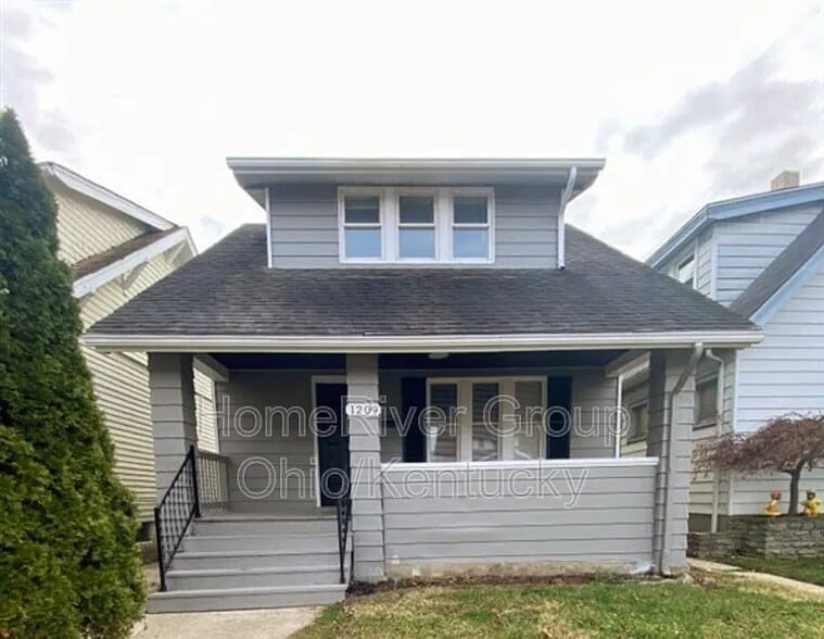 Building Photo - 1209 Reservoir St