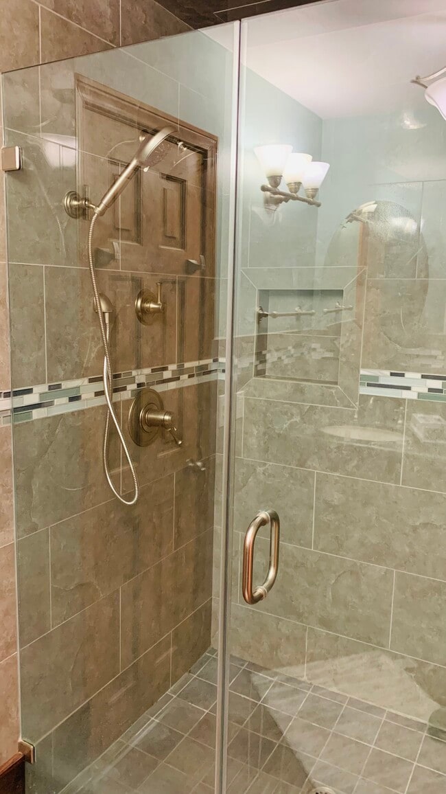 Building Photo - 24913 Matterhorn Ct