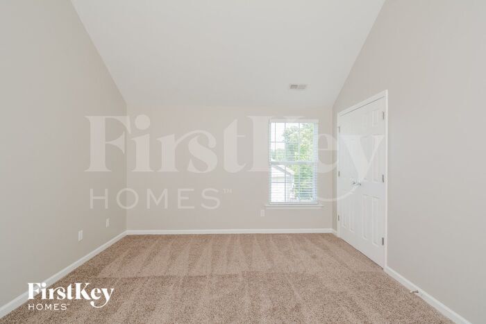 Building Photo - 109 Penncross Dr