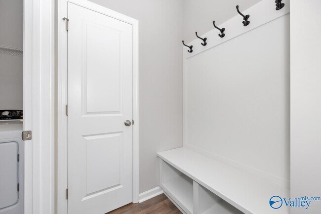 Building Photo - 103 Evergreen Ml Ln