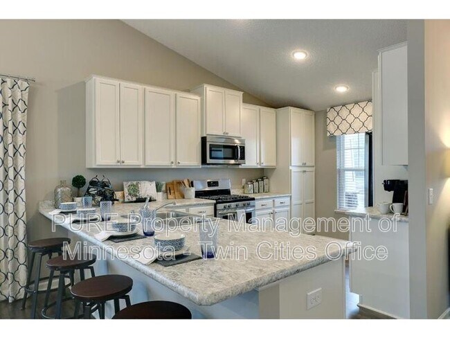 Building Photo - 6613 Jasmine Ave S