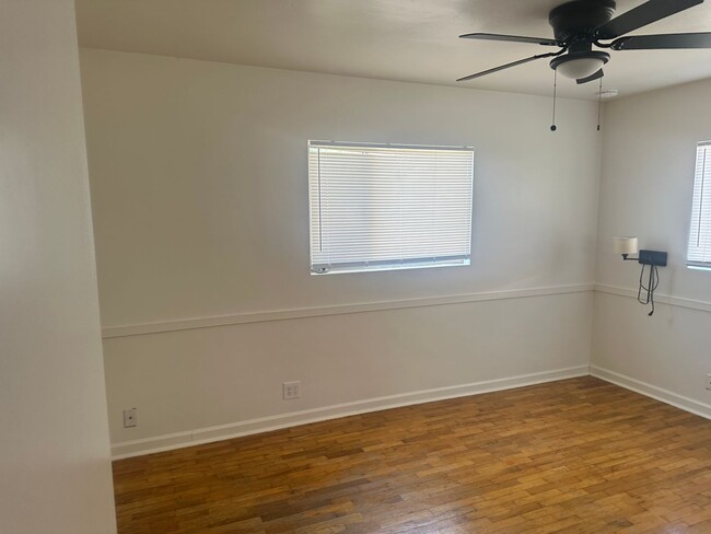 Building Photo - 2518 San Pablo Ave