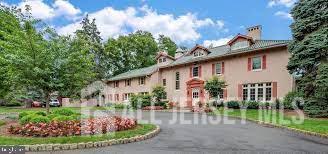 Building Photo - 104 Sayre Dr