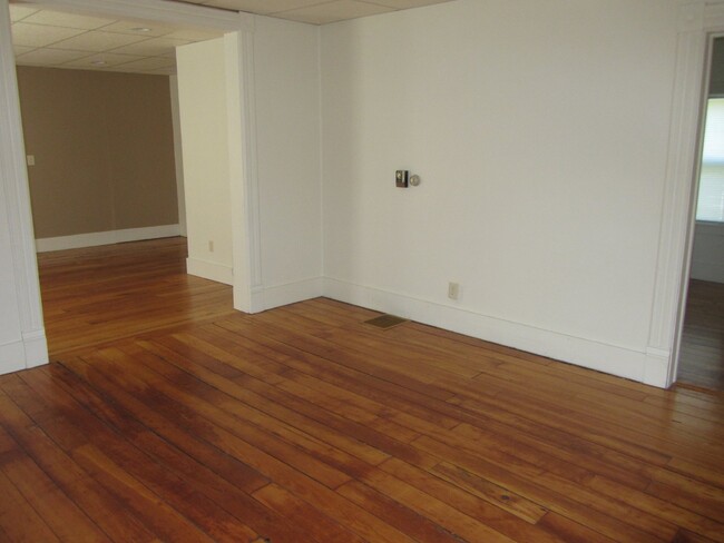 Building Photo - SUBLEASE OPPORTUNITY: looking for 1 sublet...