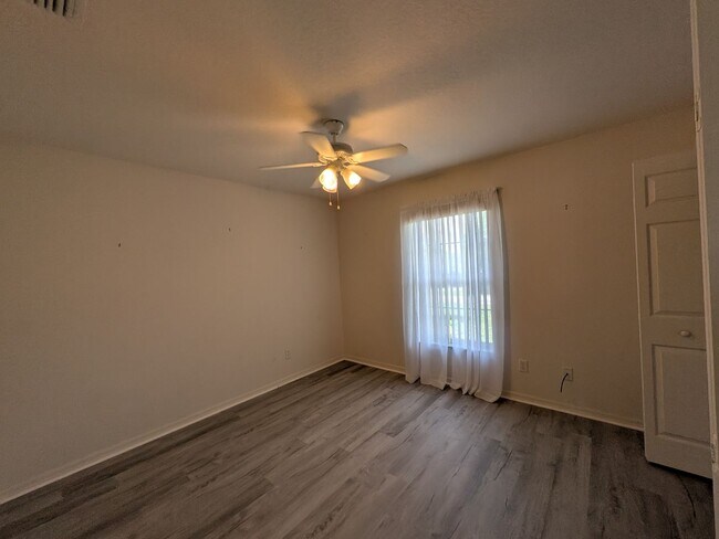 Building Photo - Lovely 3/2/2 Citrus Springs home with Hot Tub