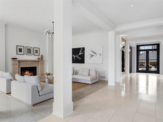 Building Photo - 997 Davis Dr NW