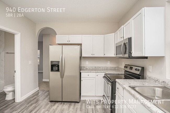 Building Photo - 940 Edgerton St