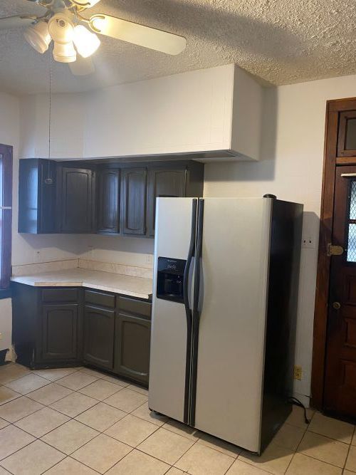 Building Photo - 10214 S State St