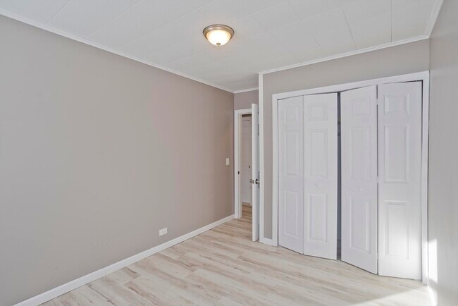 Building Photo - 16 Knightville Dam Road