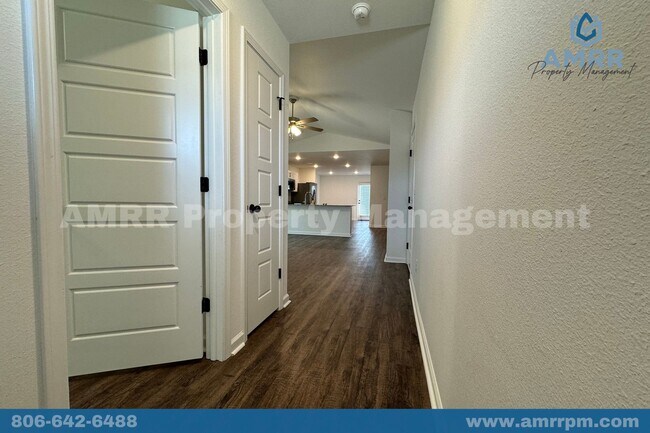 Building Photo - 612 Short Leaf Ln