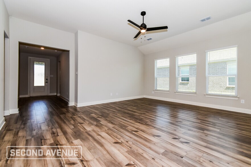 Building Photo - 2020 Atwood Dr