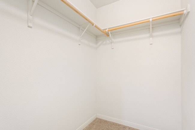 Building Photo - 10316 Hyacinth Ln