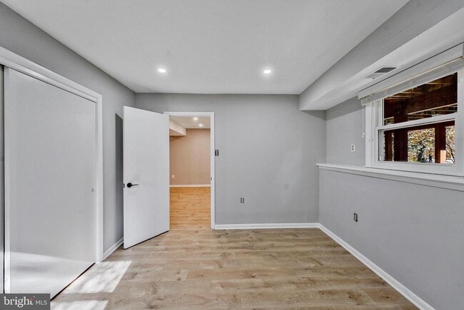 Building Photo - 4309 Selkirk Dr