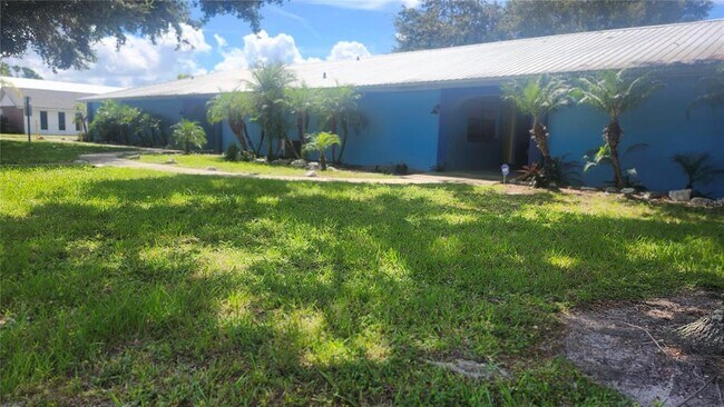 Primary Photo - 2205 Knox McRae Dr