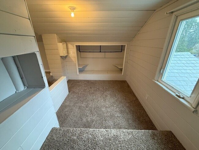Building Photo - Alfi 23801 Duplex - Mountlake Terrace