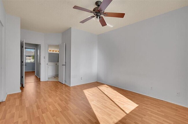 Building Photo - 50 Truman Dr