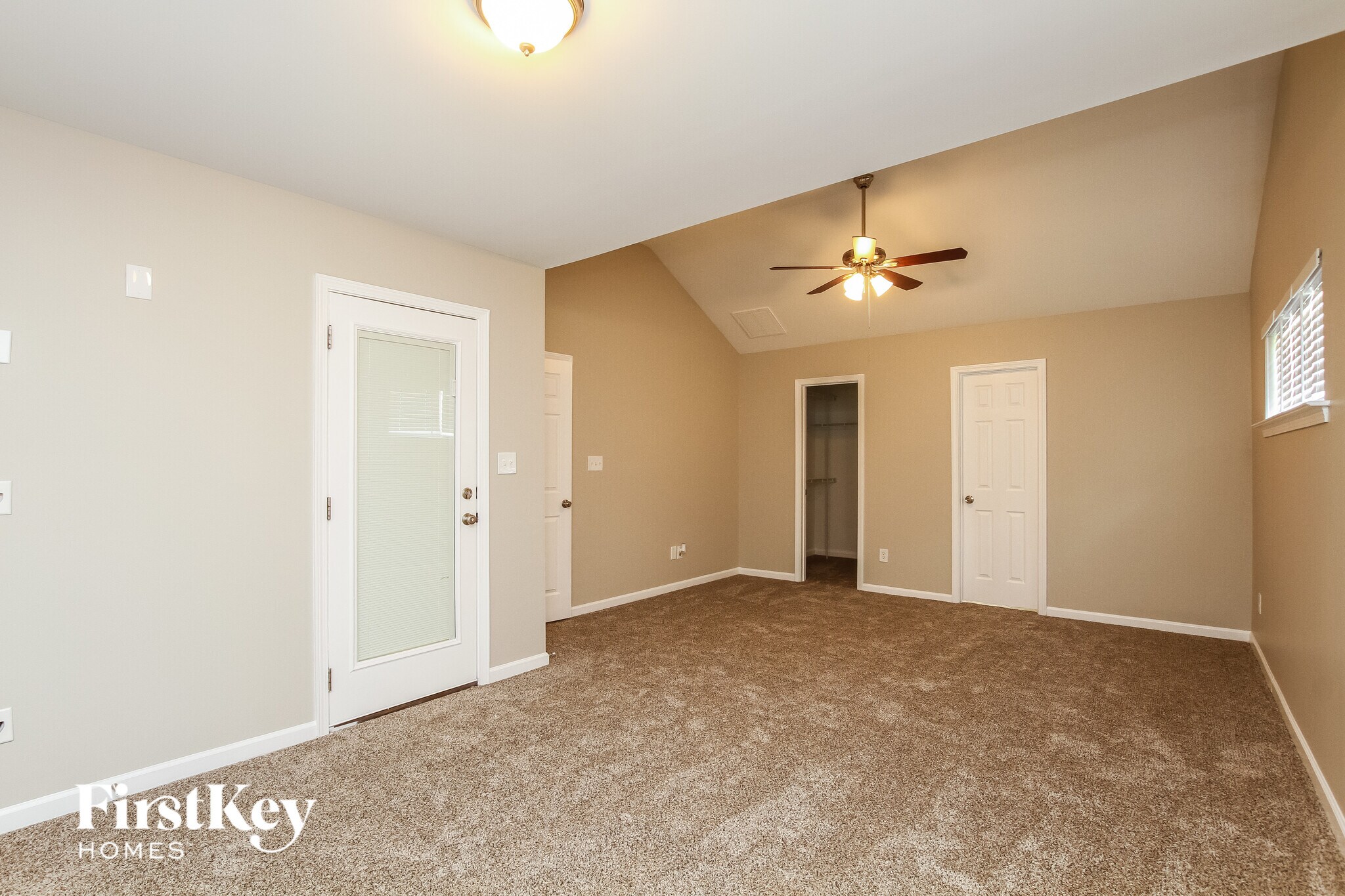 Building Photo - 1918 Sugarbush Dr