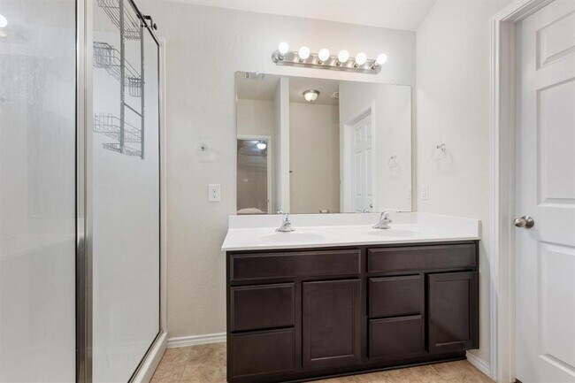 Building Photo - 1709 Gigante Dr