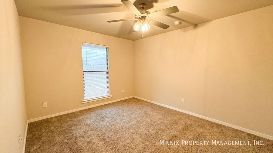 Building Photo - 1638 133rd St