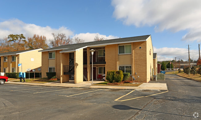 Primary Photo - Barkoot Apartments