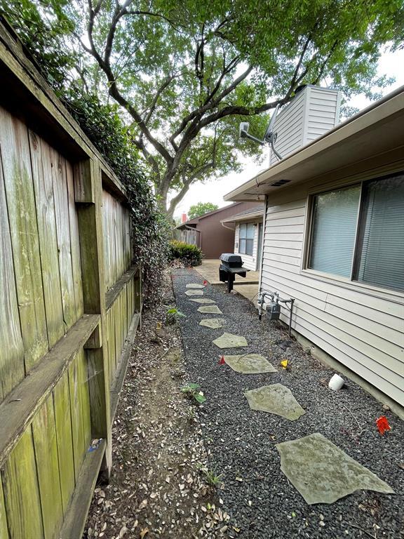 Building Photo - 5003 Spring Forest Dr