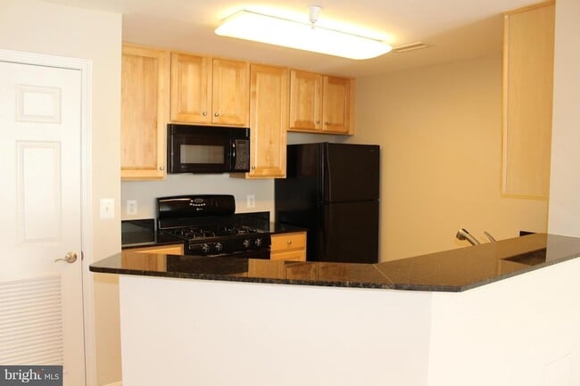 Building Photo - 11710 Old Georgetown Rd