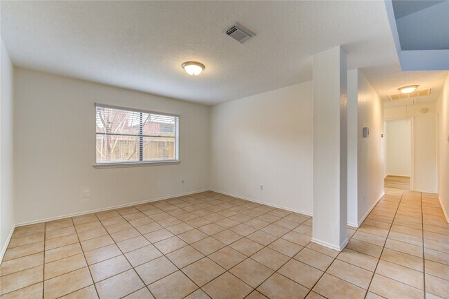 Building Photo - 18418 Arbormont Dr