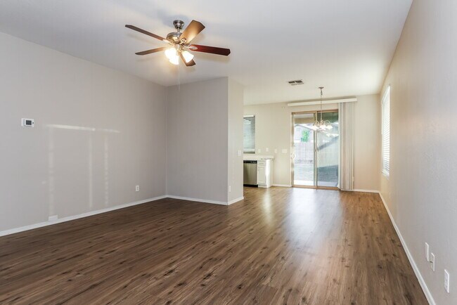 Building Photo - 3139 W Pollack St