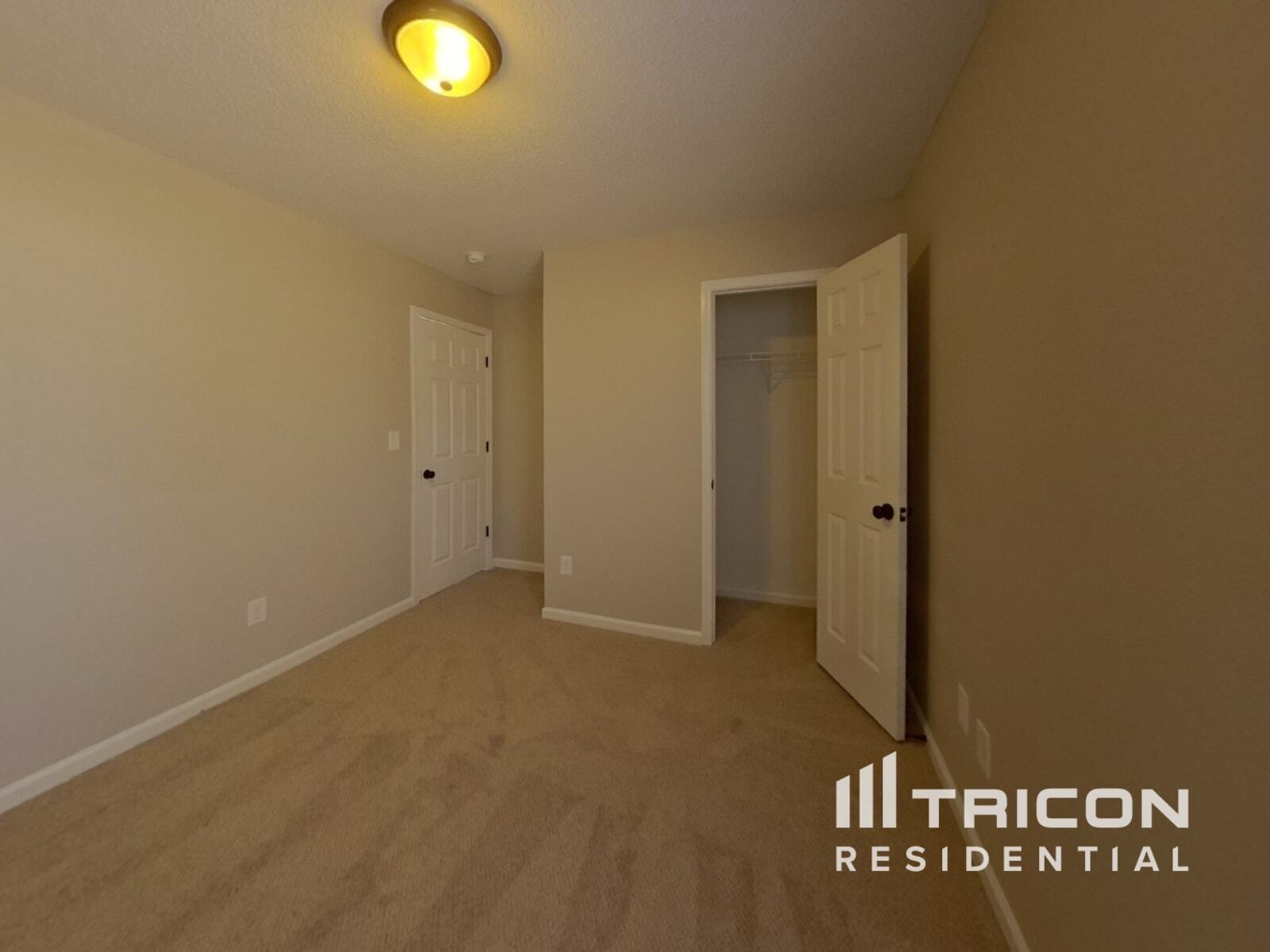 Building Photo - 9227 Darbyshire Pl