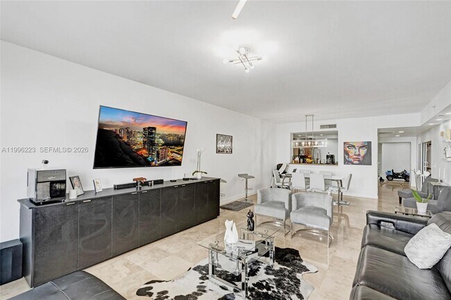 Building Photo - 3330 NE 190th St