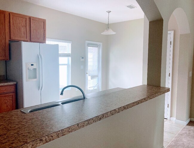 Building Photo - 11811 Deer Path Way