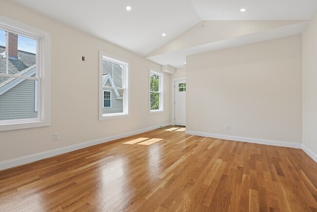 Building Photo - 51 Eddy St