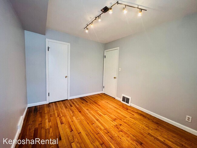 Building Photo - 3 br, 2 bath House - 5015 29th Avenue