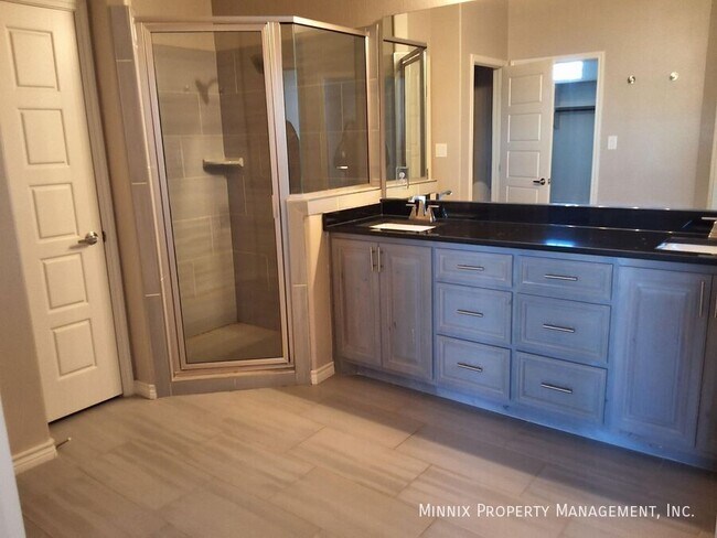 Building Photo - 5313 Kilyn Ct